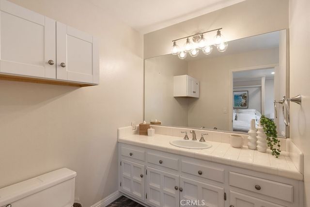 3911 E Rolling Green, Orange, CA 92867