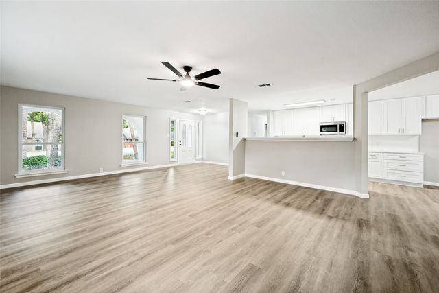 444 Billy Creek Circle, Hurst, TX 76053