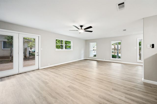 444 Billy Creek Circle, Hurst, TX 76053