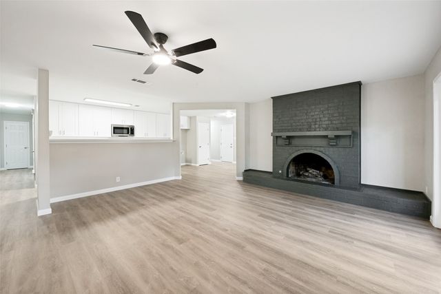 444 Billy Creek Circle, Hurst, TX 76053