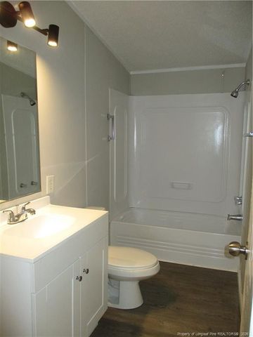 27 Skylark Lane, St. Pauls, NC 28384