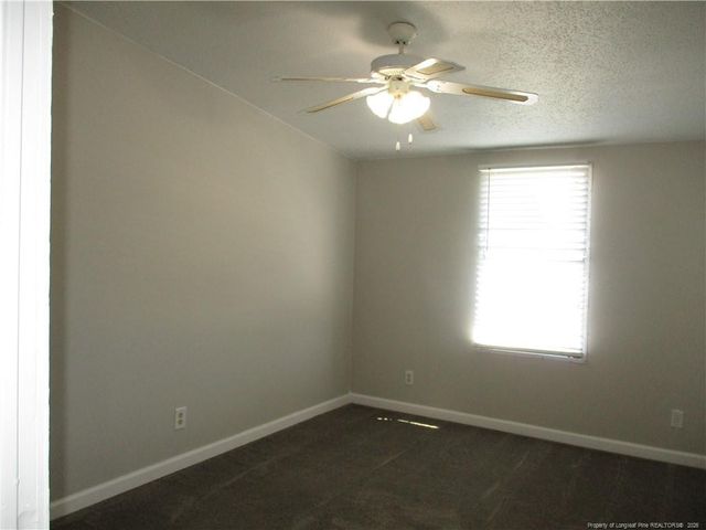 27 Skylark Lane, St. Pauls, NC 28384