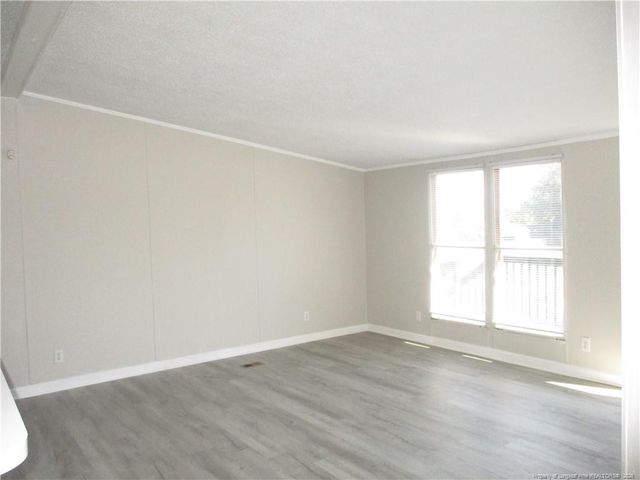 27 Skylark Lane, St. Pauls, NC 28384