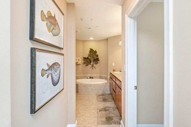 124 SW Miracle Strip Parkway, 700, Fort Walton Beach, FL 32548