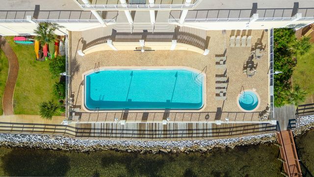 124 SW Miracle Strip Parkway, 700, Fort Walton Beach, FL 32548