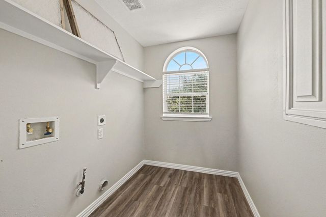 8431 Parapet Place, Rosharon, TX 77583