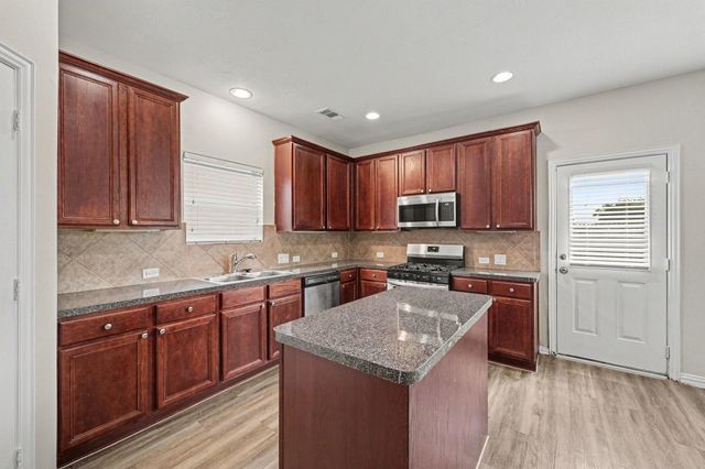 8431 Parapet Place, Rosharon, TX 77583