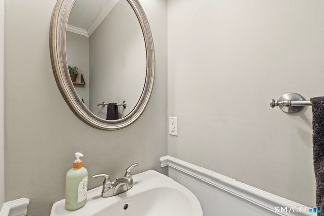 46 Donahue Lane 46, Manchester, CT 06042