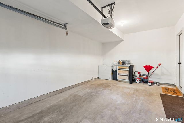 46 Donahue Lane 46, Manchester, CT 06042