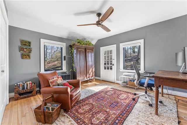 22 Priscilla Ln, Rosslyn Farms, PA 15106