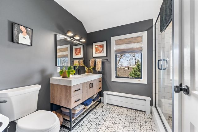 22 Priscilla Ln, Rosslyn Farms, PA 15106