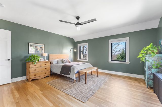 22 Priscilla Ln, Rosslyn Farms, PA 15106