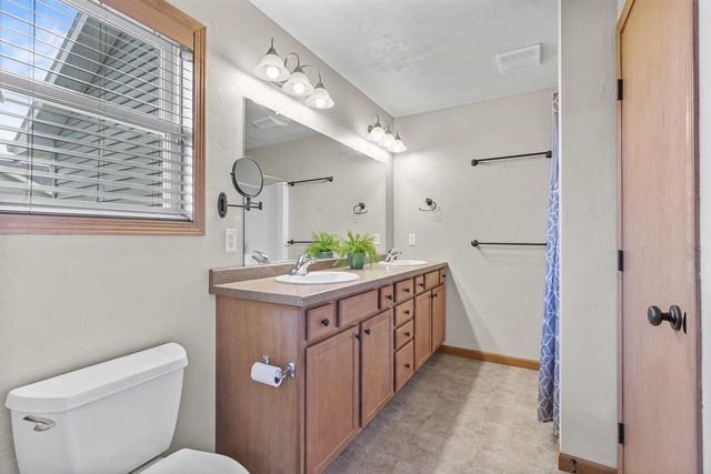 W6432 ROCKY MOUNTAIN DRIVE, Greenville, WI 54942