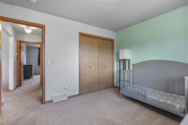 W6432 ROCKY MOUNTAIN DRIVE, Greenville, WI 54942