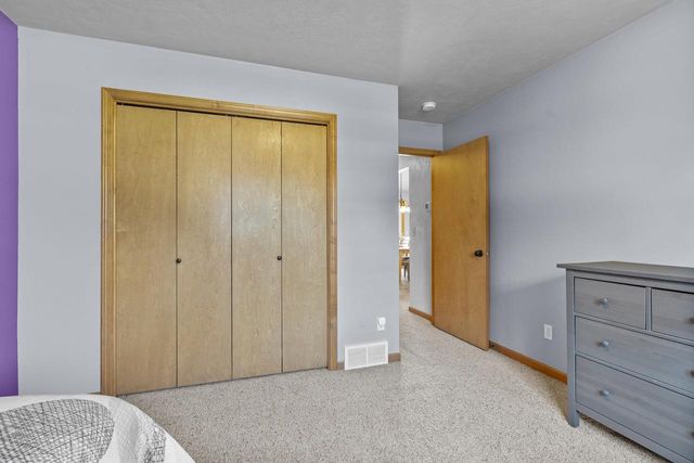 W6432 ROCKY MOUNTAIN DRIVE, Greenville, WI 54942