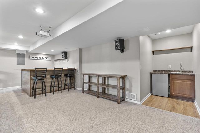 W6432 ROCKY MOUNTAIN DRIVE, Greenville, WI 54942