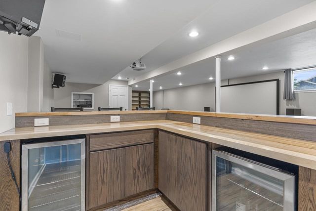 W6432 ROCKY MOUNTAIN DRIVE, Greenville, WI 54942
