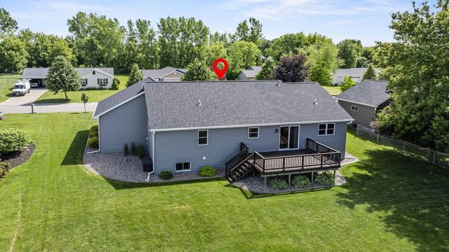 W6432 ROCKY MOUNTAIN DRIVE, Greenville, WI 54942