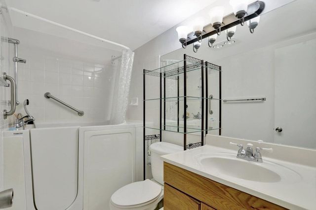 4076 Newport Q 4076, Deerfield Beach, FL 33442