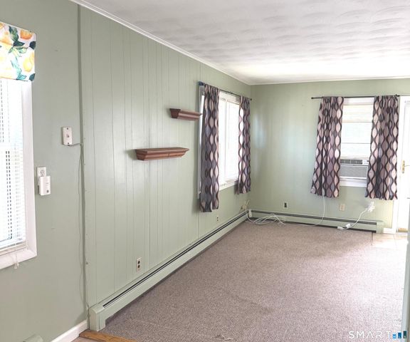 28 Singer Court, Stratford, CT 06614