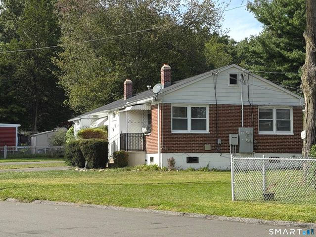 28 Singer Court, Stratford, CT 06614