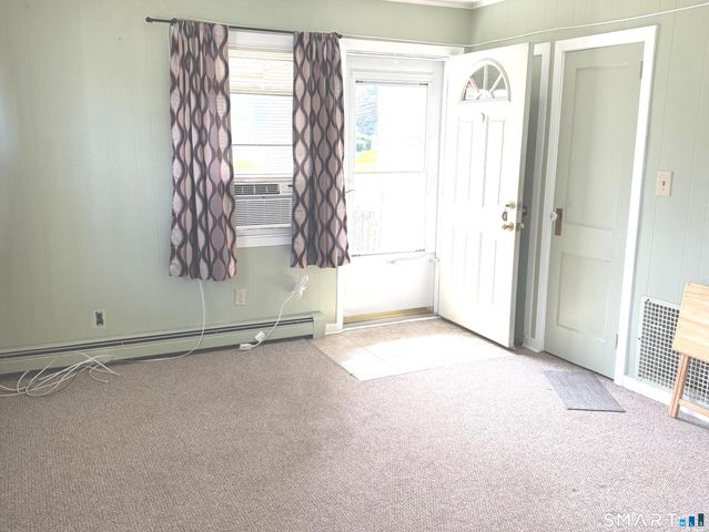 28 Singer Court, Stratford, CT 06614