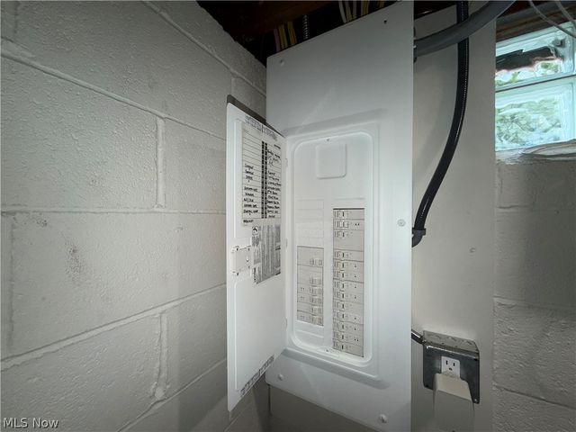 3976 E 190th Street, Cleveland, OH 44122