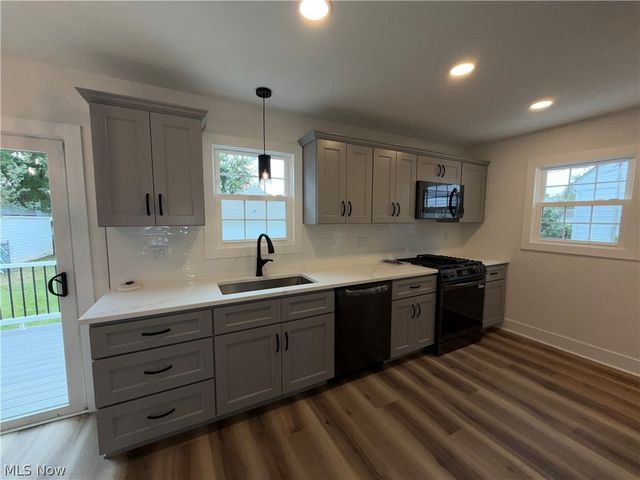 3976 E 190th Street, Cleveland, OH 44122