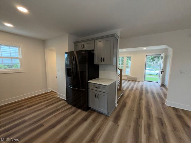 3976 E 190th Street, Cleveland, OH 44122