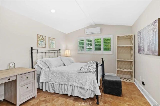 16577 Knollwood, Granada Hills, CA 91344