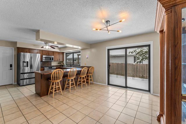 396 Thompson Avenue W, West Saint Paul, MN 55118