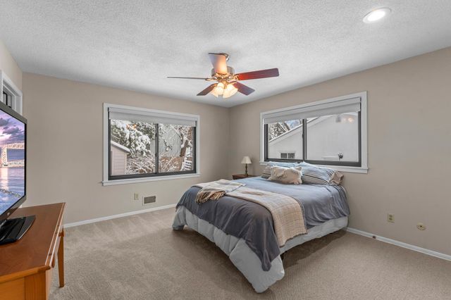 396 Thompson Avenue W, West Saint Paul, MN 55118