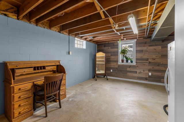 396 Thompson Avenue W, West Saint Paul, MN 55118