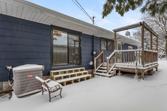 396 Thompson Avenue W, West Saint Paul, MN 55118