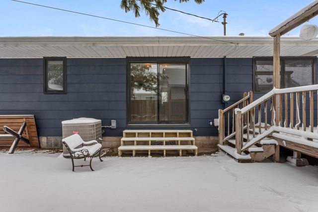 396 Thompson Avenue W, West Saint Paul, MN 55118