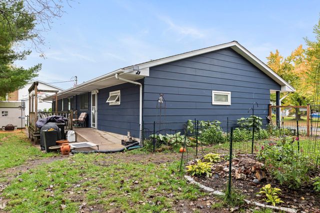 396 Thompson Avenue W, West Saint Paul, MN 55118