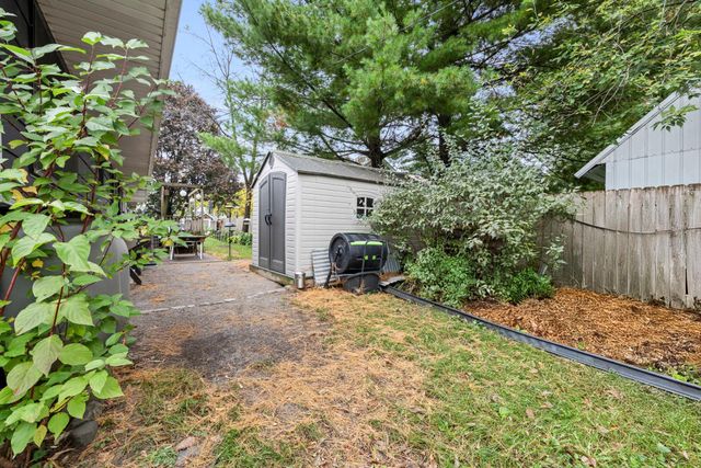 396 Thompson Avenue W, West Saint Paul, MN 55118