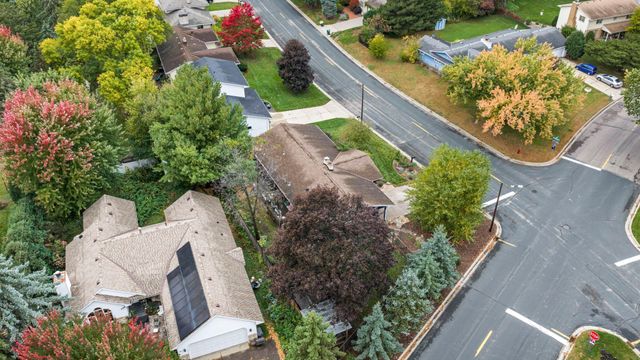 396 Thompson Avenue W, West Saint Paul, MN 55118