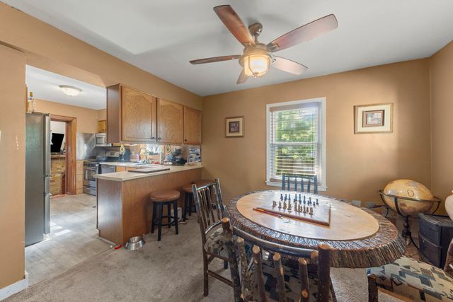 9047 S 50th Avenue, Oak Lawn, IL 60453