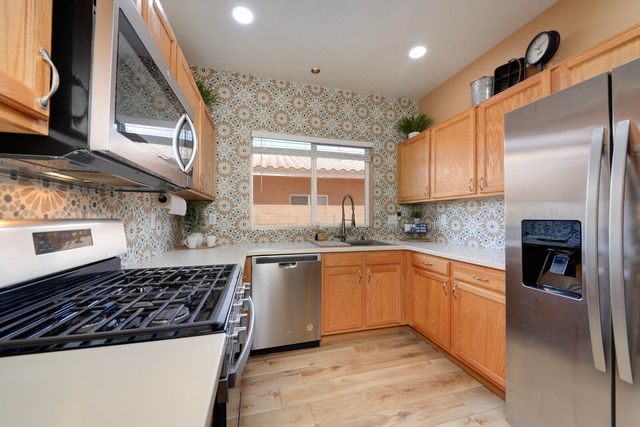 1012 Casa Maria Road NE, Albuquerque, NM 87113