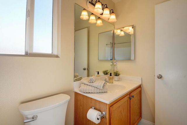 1012 Casa Maria Road NE, Albuquerque, NM 87113