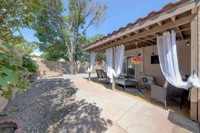 1012 Casa Maria Road NE, Albuquerque, NM 87113