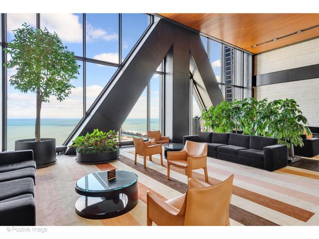 175 E Delaware Place 7107, Chicago, IL 60611