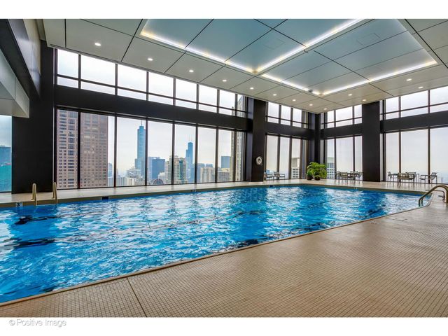 175 E Delaware Place 7107, Chicago, IL 60611
