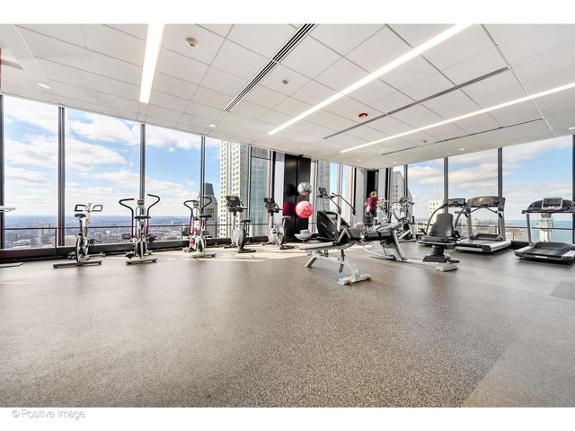 175 E Delaware Place 7107, Chicago, IL 60611