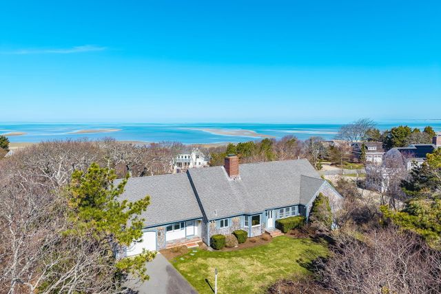 17 Barberry Lane, Brewster, MA 02631