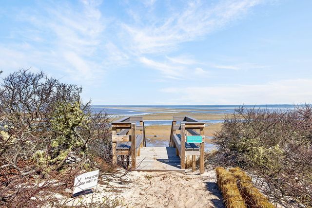 17 Barberry Lane, Brewster, MA 02631