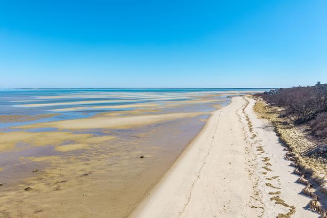 17 Barberry Lane, Brewster, MA 02631