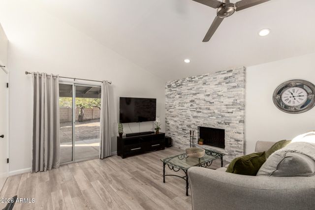 330 W CARDENO Circle, Litchfield Park, AZ 85340