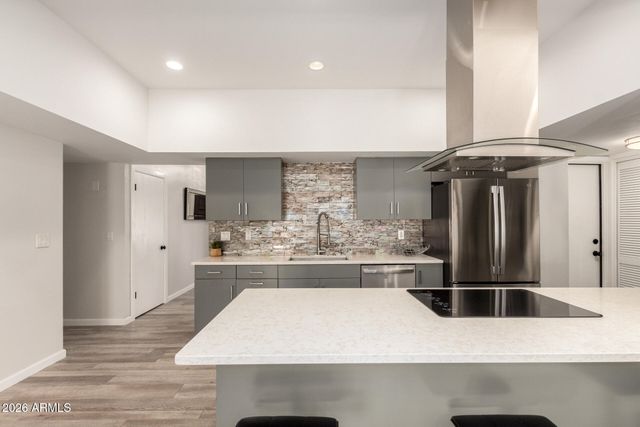 330 W CARDENO Circle, Litchfield Park, AZ 85340